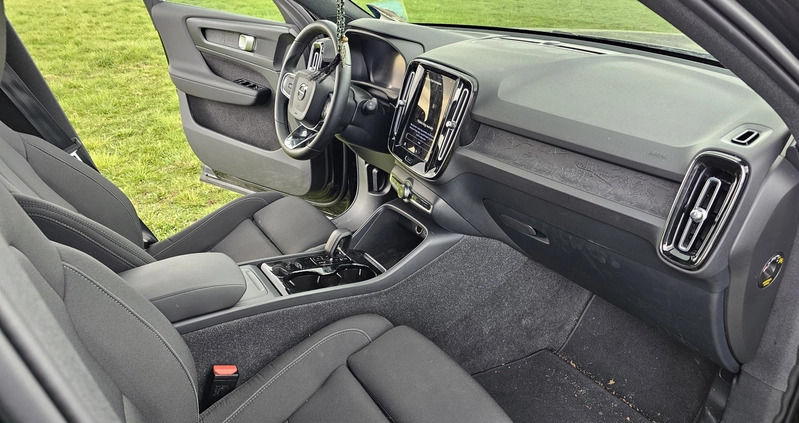 Volvo XC 40 cena 85700 przebieg: 14000, rok produkcji 2022 z Michałowo małe 172